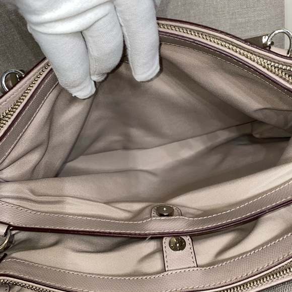 Preloved Coach shoulder or handbag - Picture 7 of 14